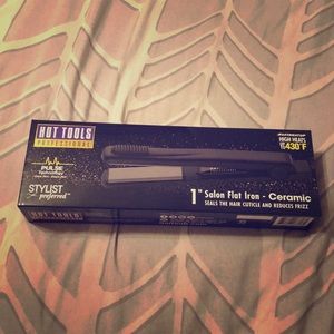 Hot Tools 1” Ceramic Salon Flat Iron